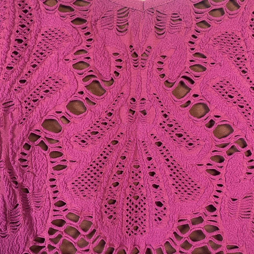 Long Sleeve Lace Dress in Hot Pink! Valentine’s Day - Picture 2 of 5